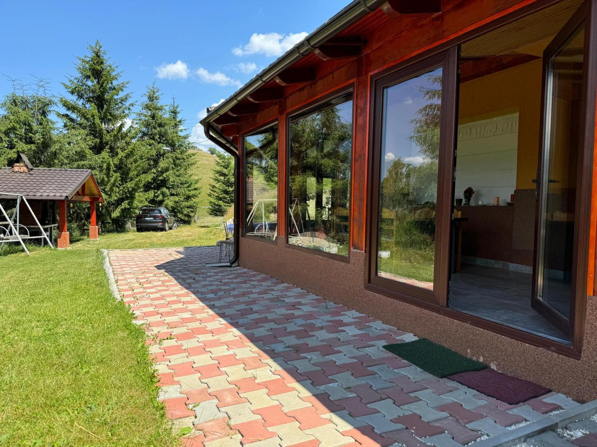 Vila Serar Moieciu de Jos Exteriör bild